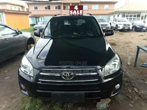 Toyota RAV4 2010 Black