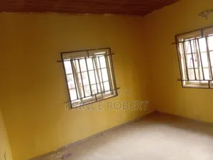 2bdrm Block of Flats in Poultry Road, Nyanya for rent