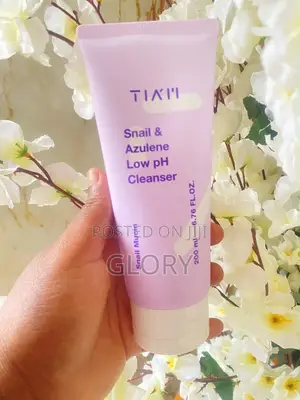 Tiam Snail & Azulene Low pH Cleanser