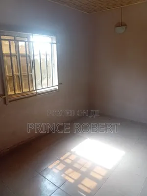 Studio Apartment in Poultry Road, Nyanya for rent