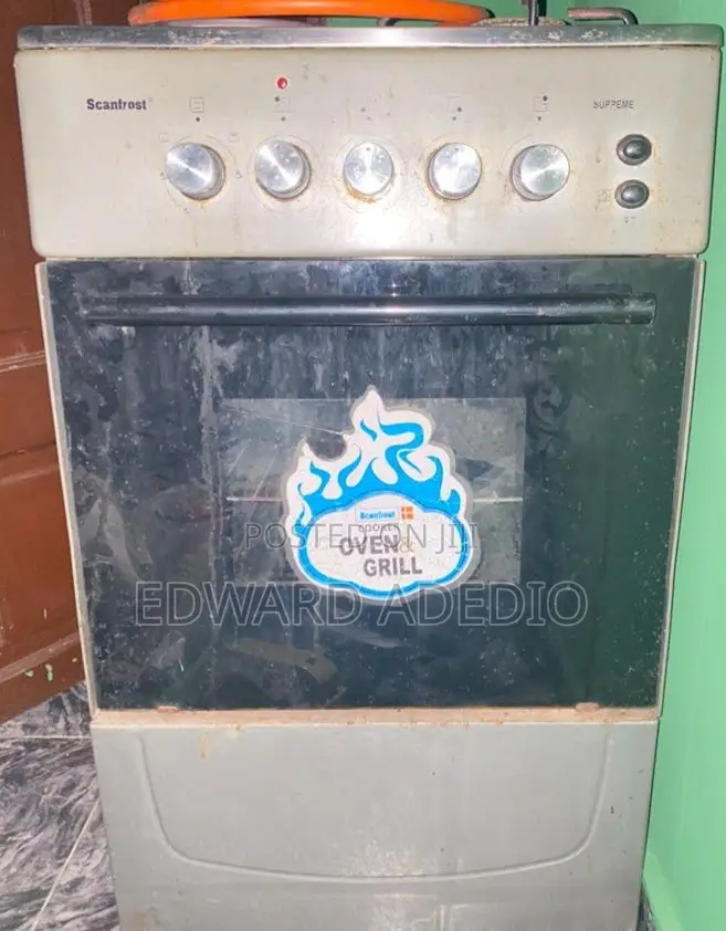 Scanfrost Standing Cooker With Oven and Electric
