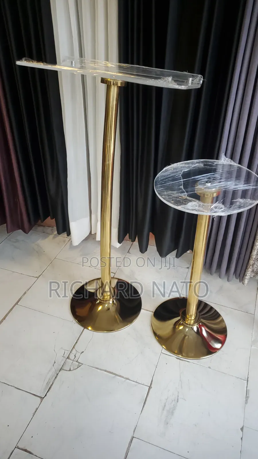 Gold Single Pole Pulpit