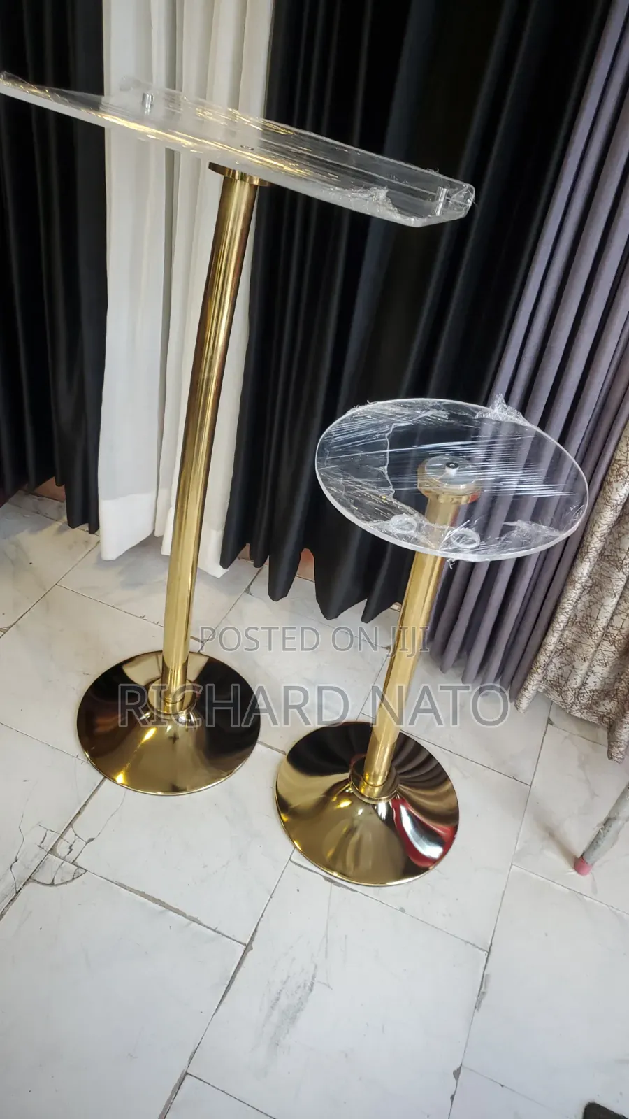 Gold Single Pole Pulpit