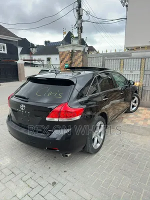 Toyota Venza XLE 2010 Black