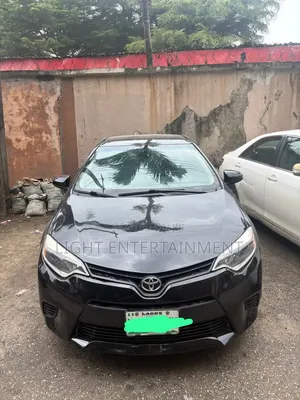 Toyota Corolla 2015 Black