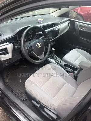 Toyota Corolla 2015 Black