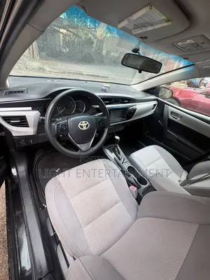 Toyota Corolla 2015 Black