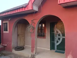 3bdrm Bungalow in Ilogbo Eremi, Abeokuta South for sale