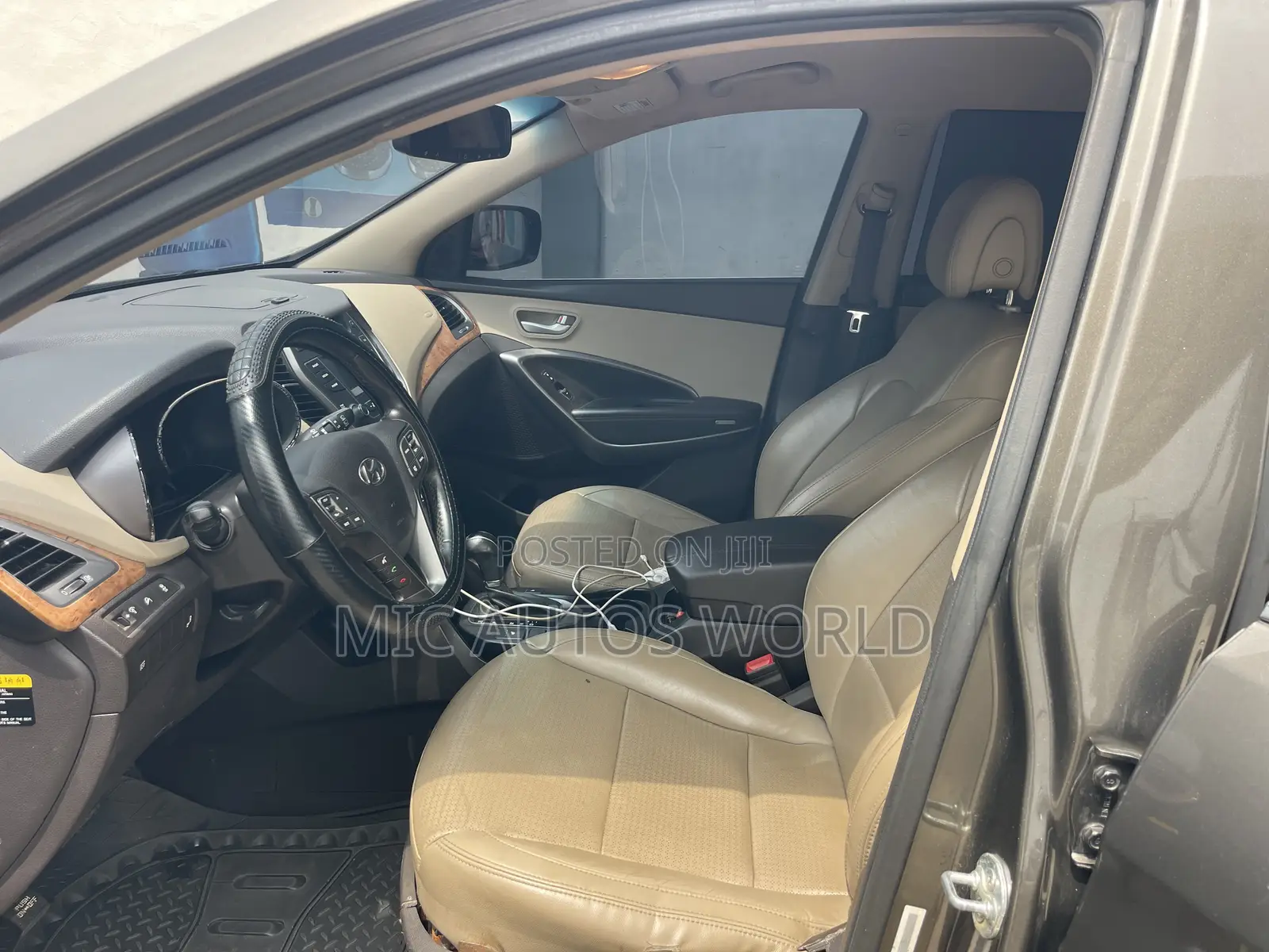 Hyundai Santa Fe 2015 Brown