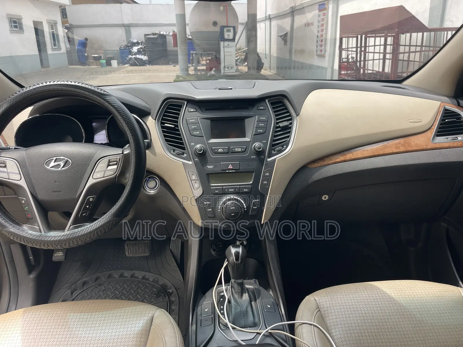 Hyundai Santa Fe 2015 Brown