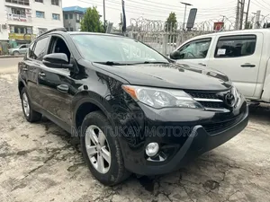 Toyota RAV4 XLE AWD (2.5L 4cyl 6A) 2013 Black