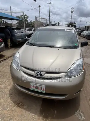 Toyota Sienna LE 4WD 2007 Beige