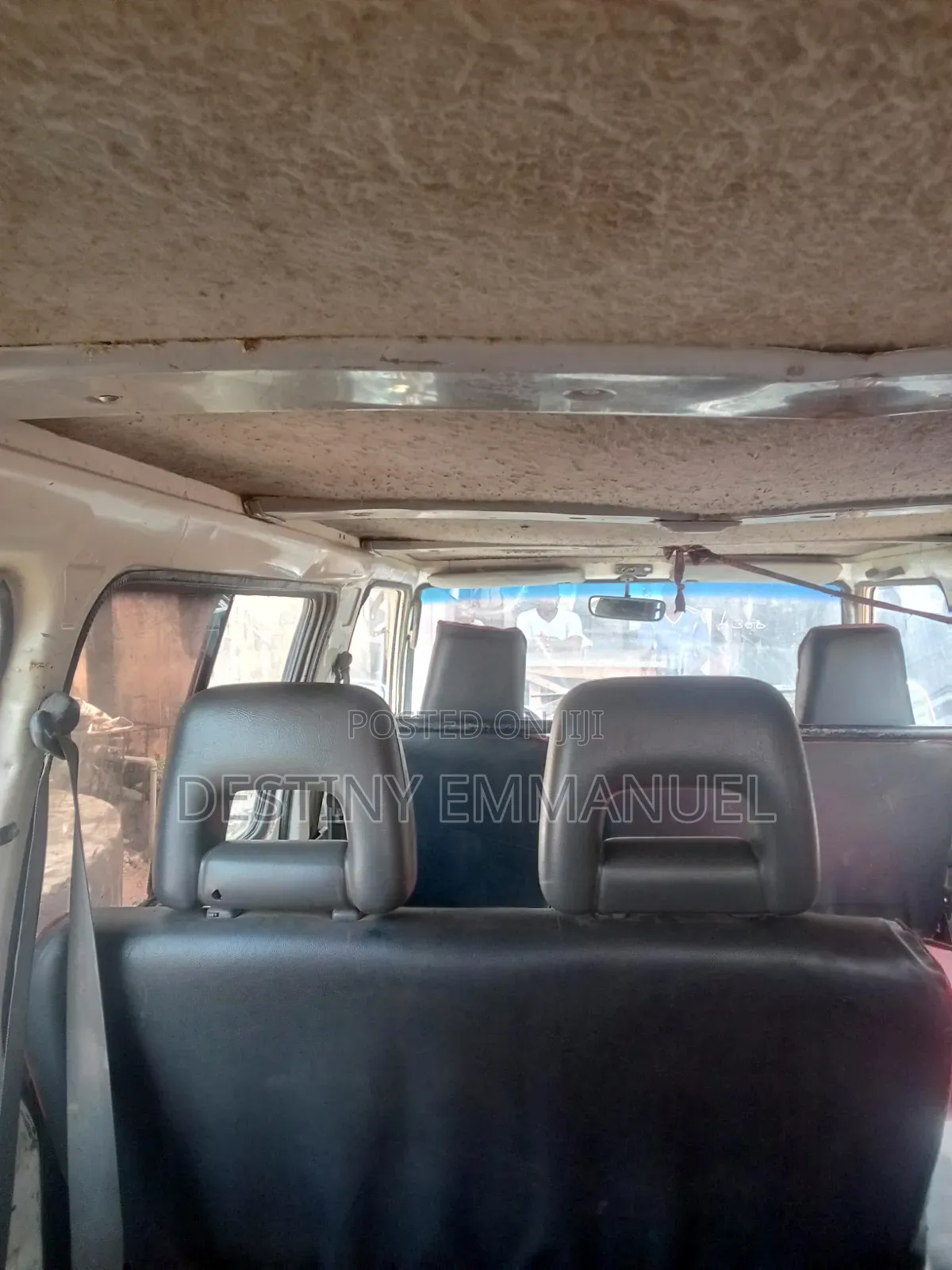 Mitsubishi L300 1999