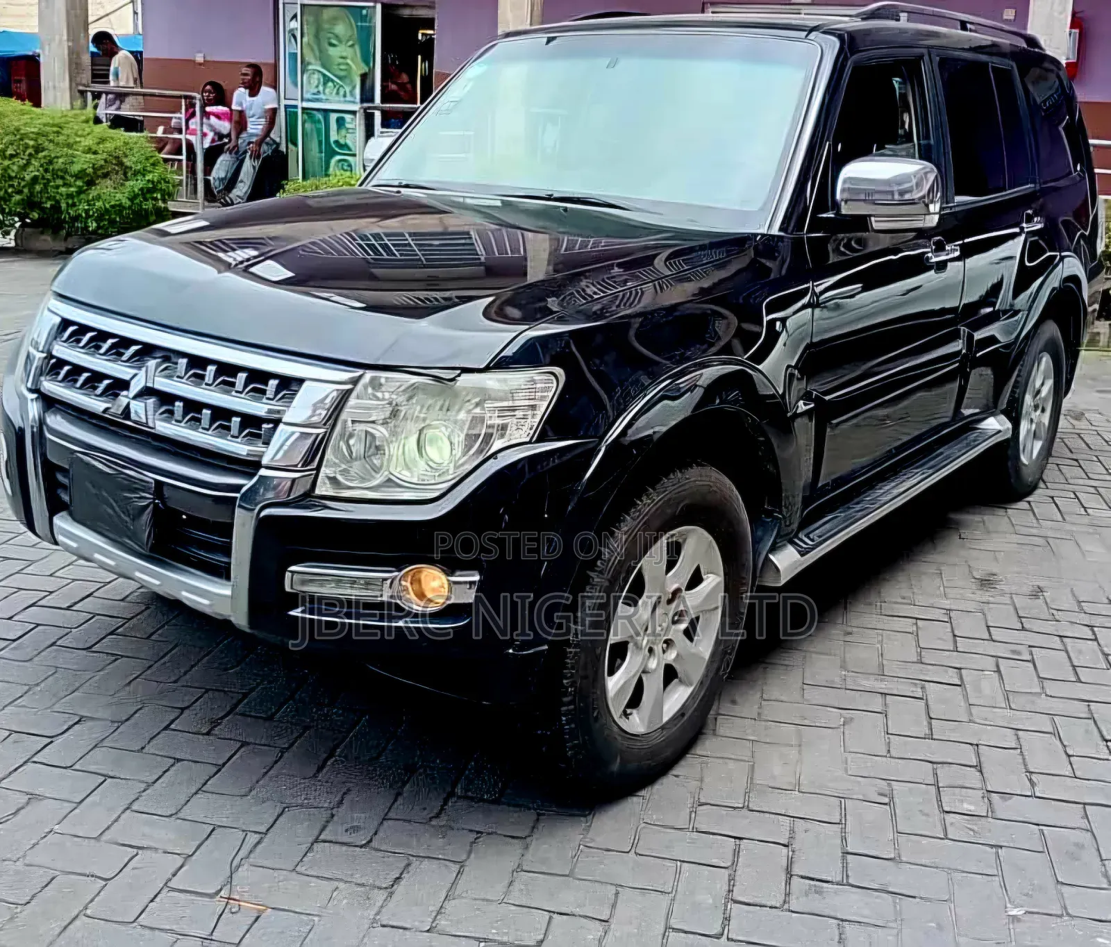 Mitsubishi Pajero 2015 Black