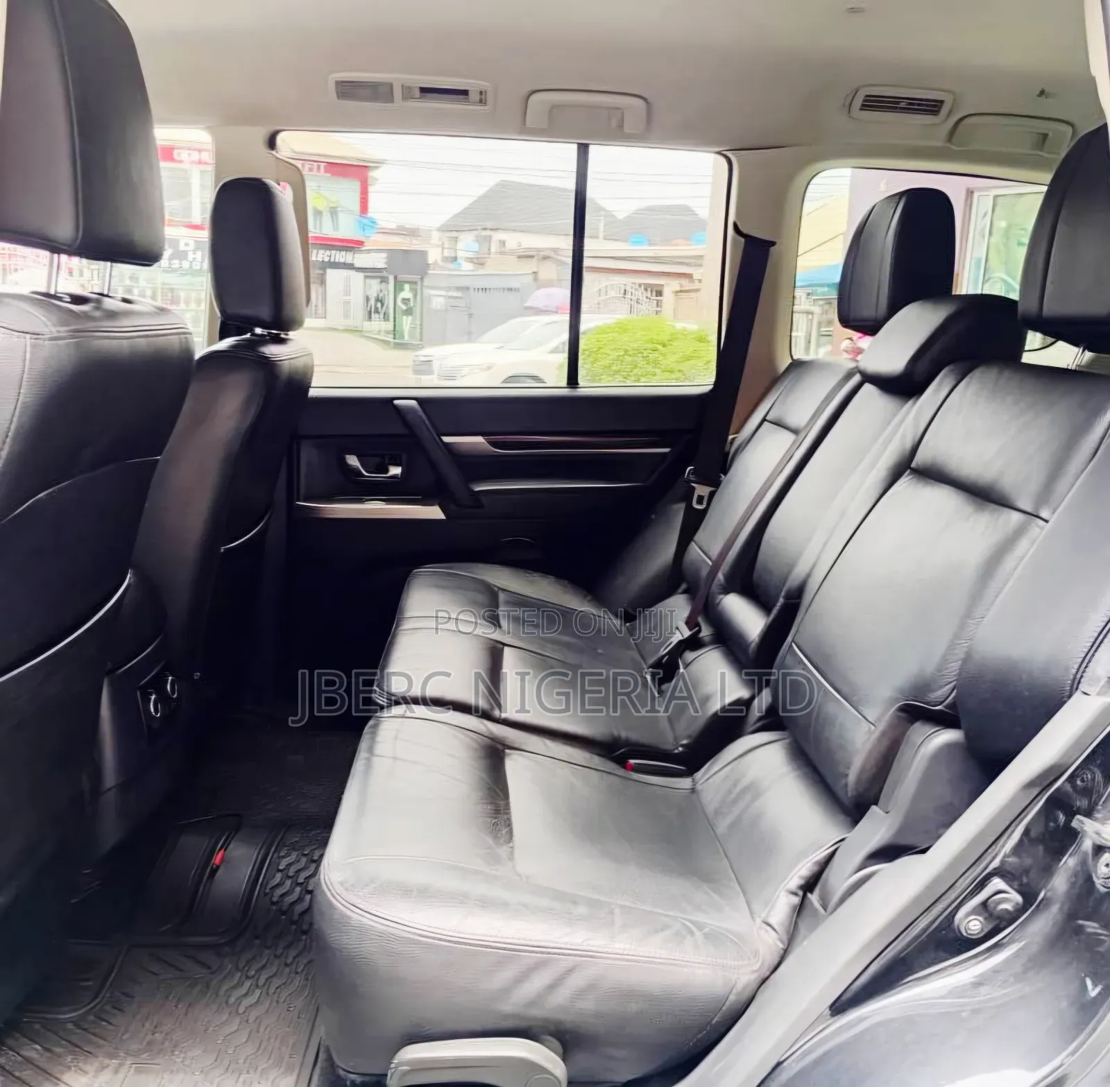 Mitsubishi Pajero 2015 Black
