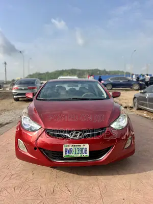 Hyundai Elantra 2012 Red