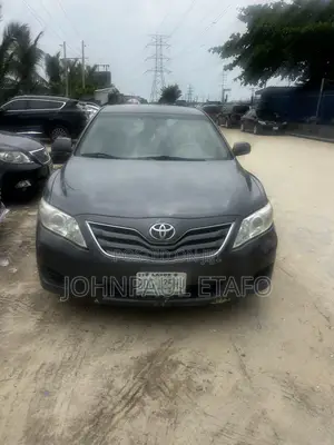 Toyota Camry 2011 Gray