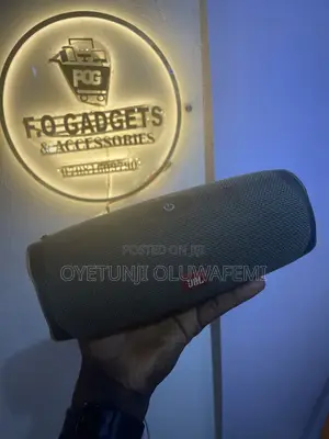 JBL Charge Essential 2