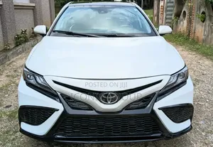Toyota Camry 2024 White
