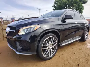 Mercedes-Benz GLE-Class 2017 Beige