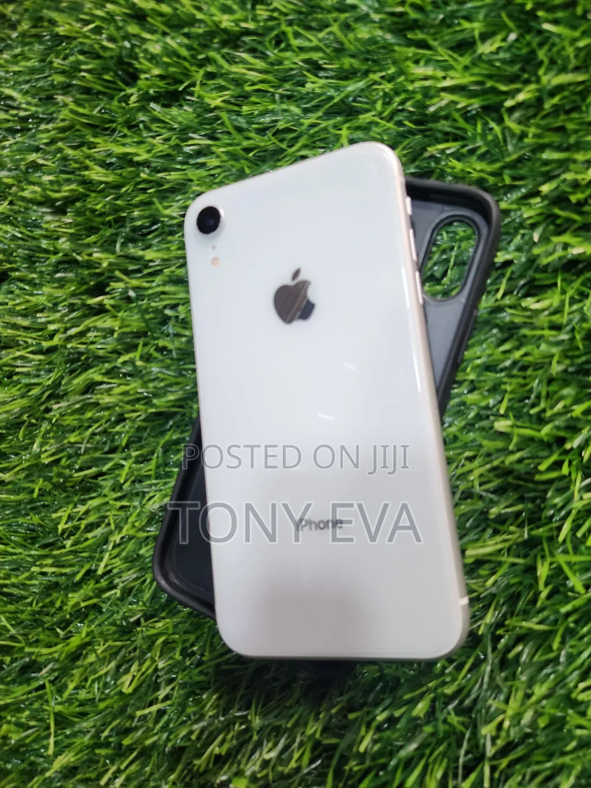 Apple iPhone XR 128 GB White