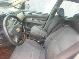 Toyota Verso 2009 Blue