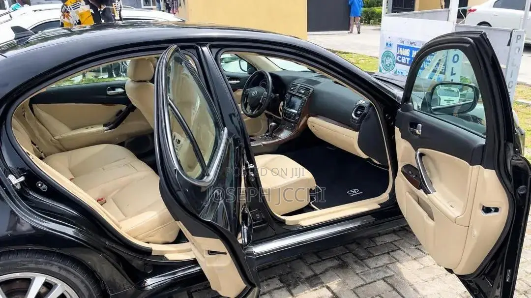 Lexus IS 250 2008 Black