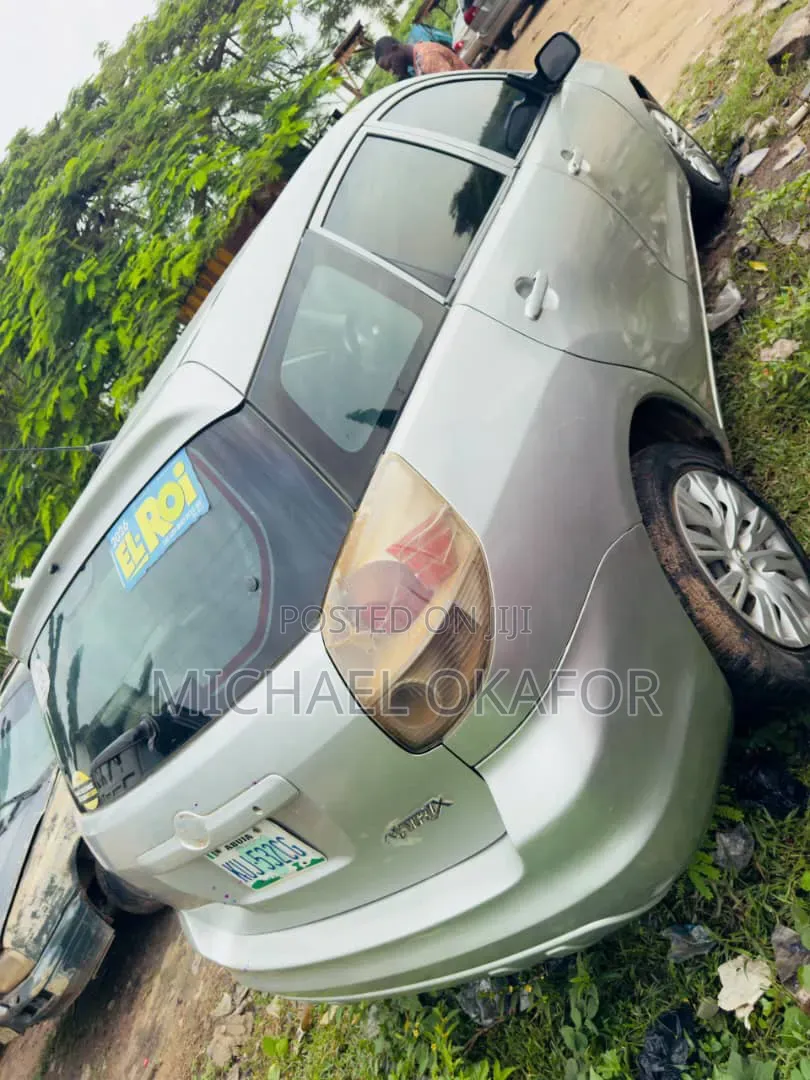 Toyota Matrix 2006 Gray