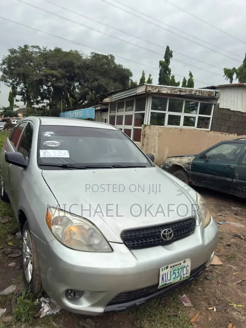 Toyota Matrix 2006 Gray