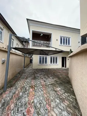 5bdrm Duplex in Idado Estate Lekki for sale