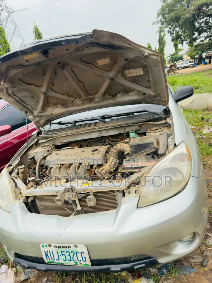 Toyota Matrix 2006 Gray