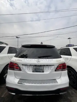Mercedes-Benz GLE-Class 2015 White