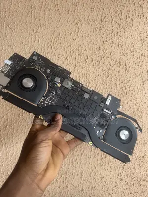 MacBook Pro Board