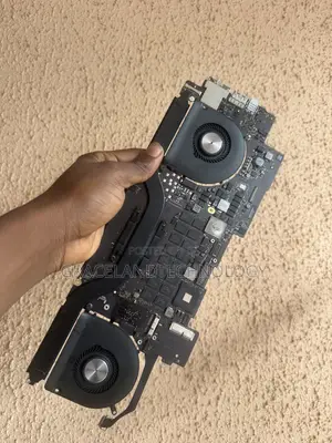 MacBook Pro Board