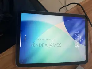 Apple iPad (2025) 256 GB Blue