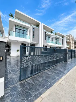 4bdrm Duplex in Ikota for sale