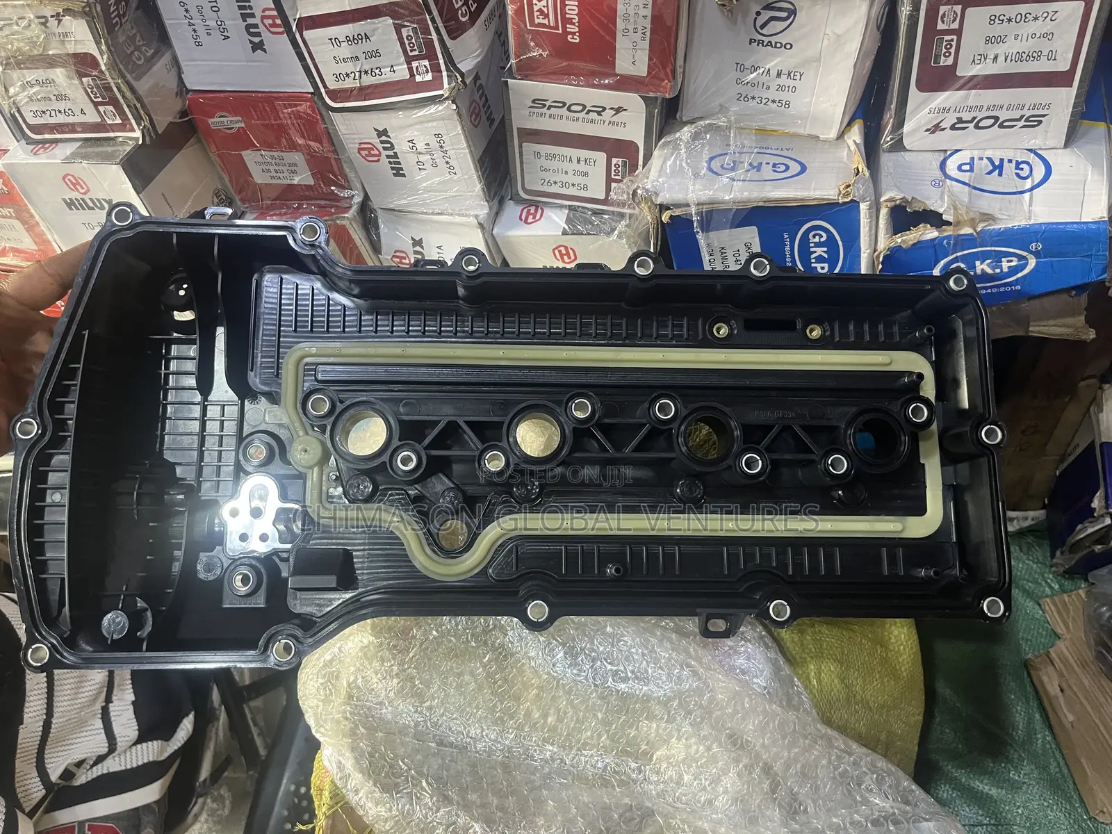 Engine Valve Cover for 2TR Engine