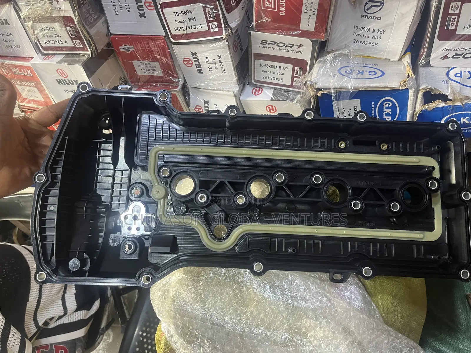 Engine Valve Cover for 2TR Engine