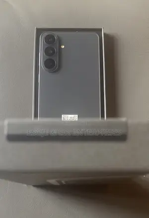 New Samsung Galaxy S26 FE 128 GB Graphite