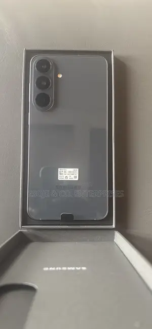 New Samsung Galaxy S26 FE 128 GB Graphite