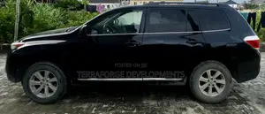 Toyota Highlander 3.5L 2WD 2013 Black
