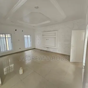 2bdrm Apartment in Magodo, GRA Phase 2 Shangisha for rent