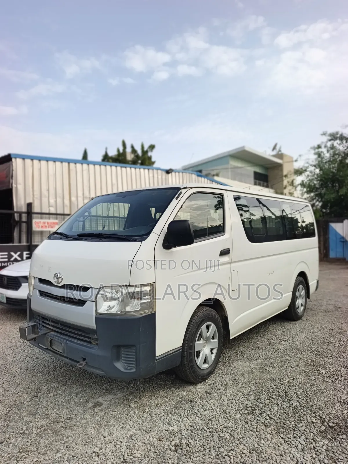 Toyota HiAce 2015 White