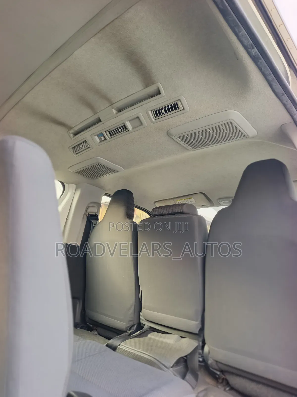 Toyota HiAce 2015 White