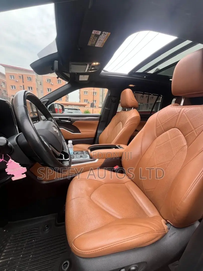 Toyota Highlander Platinum AWD 2020 Blue