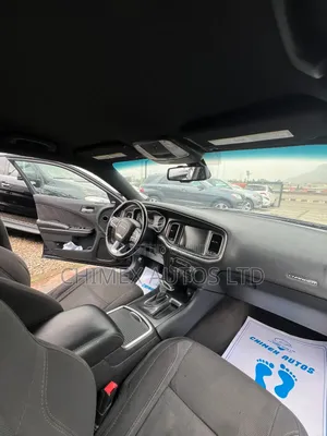 Dodge Charger SE 4dr Sedan (3.6L 6cyl 8A) 2015
