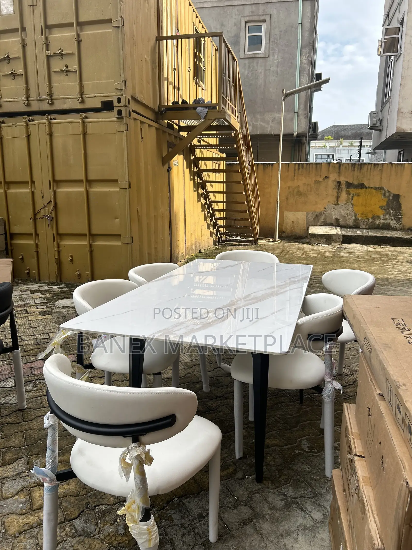 Six Seater Dinning Set