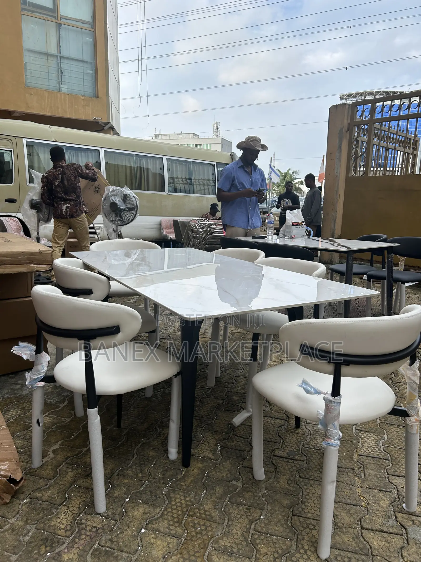 Six Seater Dinning Set