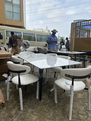 Six Seater Dinning Set