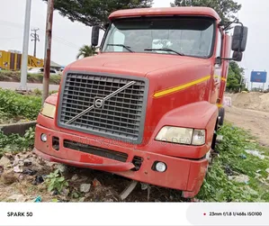 Volvo VNL Trailer Head 6 Tyre